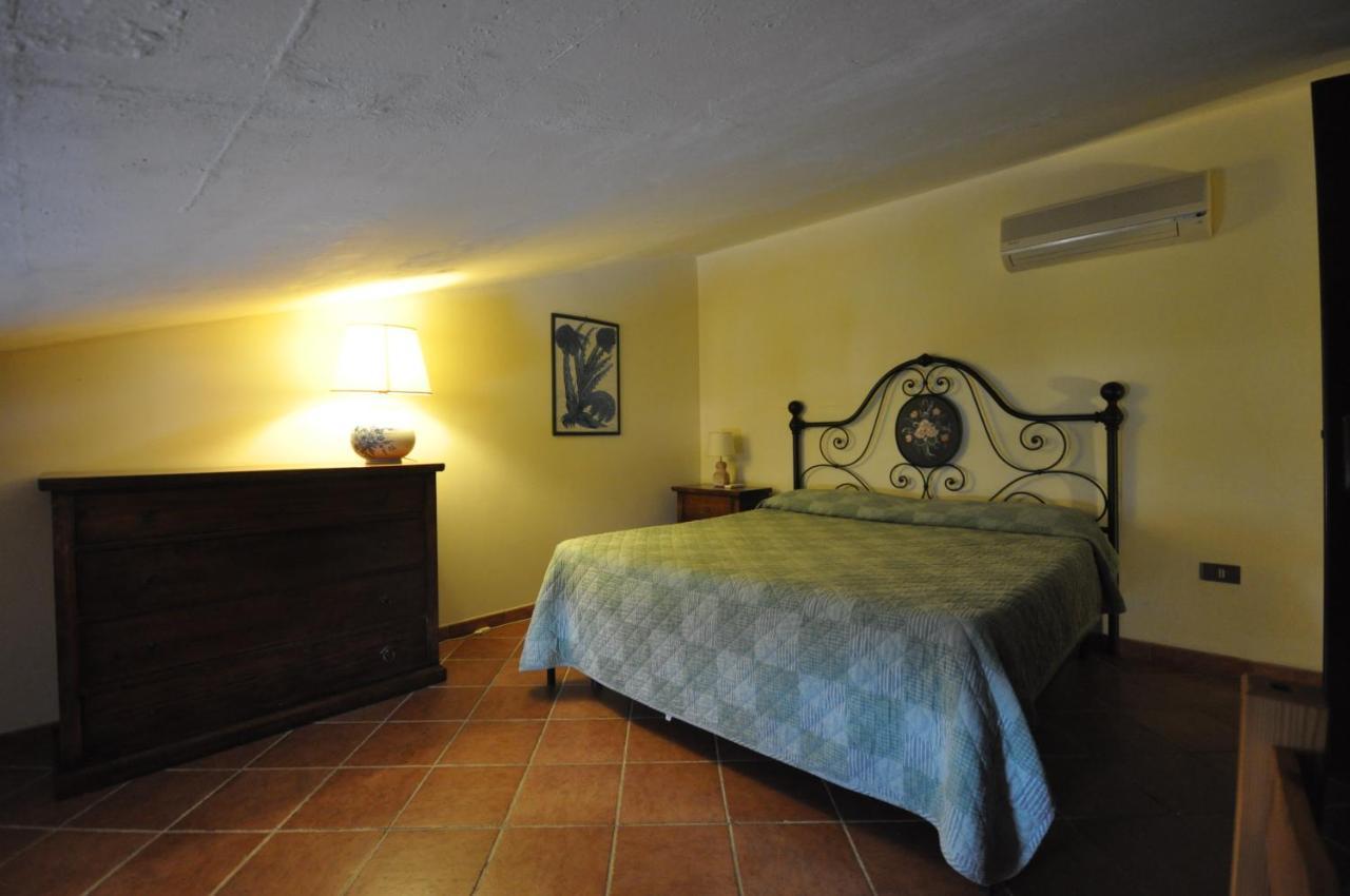 Erba Di Campo Residence Quercianella Eksteriør bilde